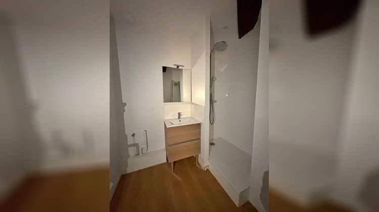Ma-Cabane - Location Appartement ROANNE, 40 m²