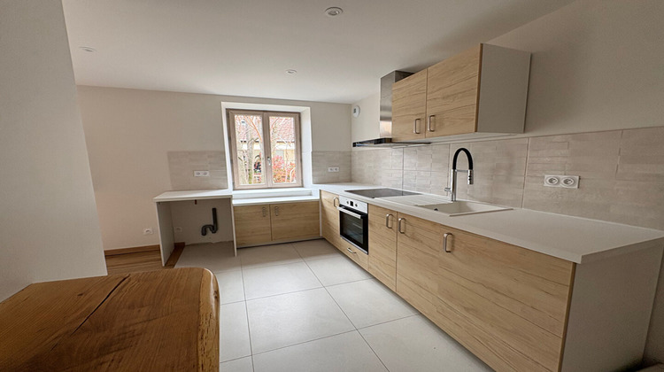 Ma-Cabane - Location Appartement ROANNE, 43 m²