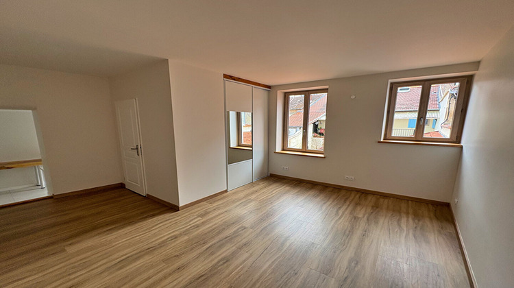 Ma-Cabane - Location Appartement ROANNE, 43 m²