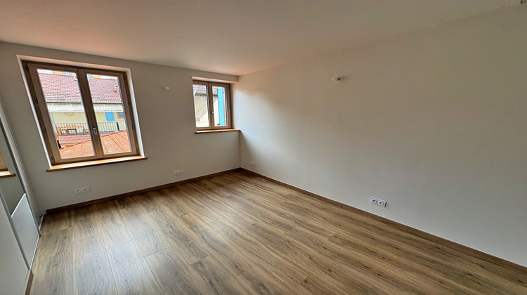 Ma-Cabane - Location Appartement ROANNE, 43 m²