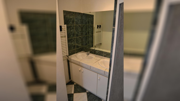 Ma-Cabane - Location Appartement ROANNE, 82 m²