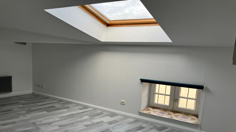 Ma-Cabane - Location Appartement ROANNE, 20 m²