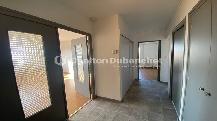 Ma-Cabane - Location Appartement ROANNE, 63 m²