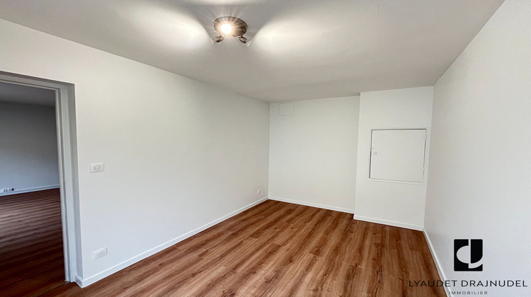 Ma-Cabane - Location Appartement ROANNE, 40 m²