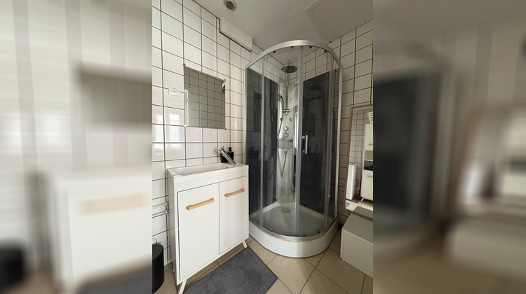 Ma-Cabane - Location Appartement ROANNE, 32 m²