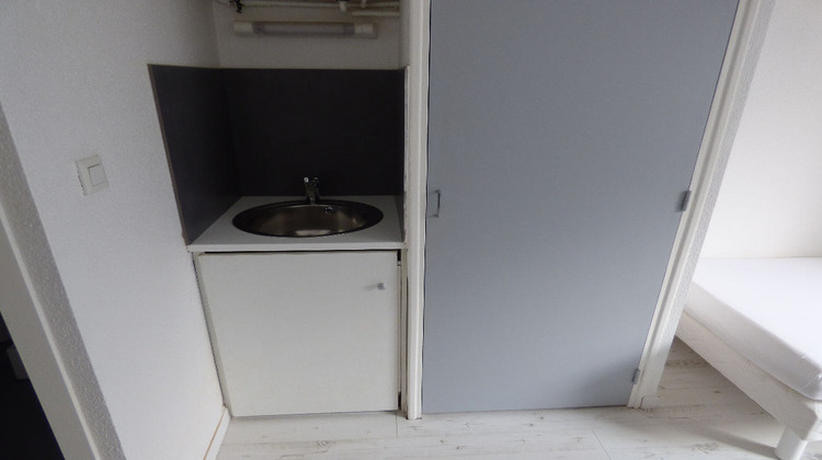 Ma-Cabane - Location Appartement ROANNE, 14 m²