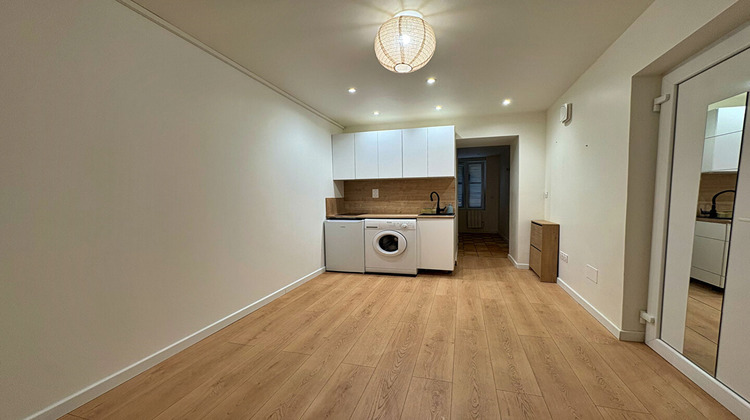 Ma-Cabane - Location Appartement ROANNE, 20 m²