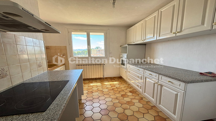 Ma-Cabane - Location Appartement ROANNE, 63 m²