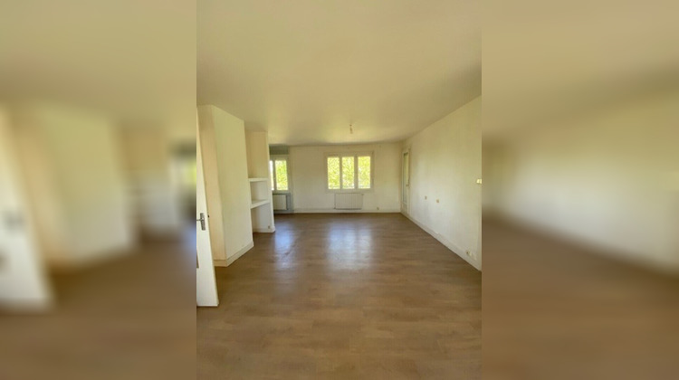 Ma-Cabane - Location Appartement ROANNE, 73 m²