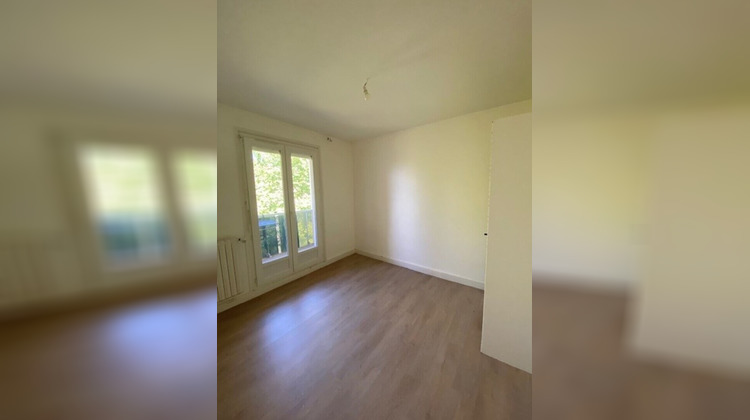 Ma-Cabane - Location Appartement ROANNE, 73 m²