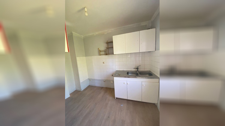 Ma-Cabane - Location Appartement ROANNE, 73 m²