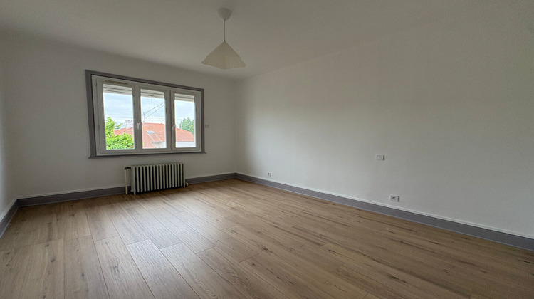 Ma-Cabane - Location Appartement ROANNE, 75 m²