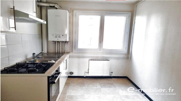 Ma-Cabane - Location Appartement Roanne, 44 m²