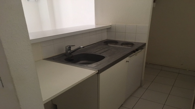 Ma-Cabane - Location Appartement ROANNE, 34 m²