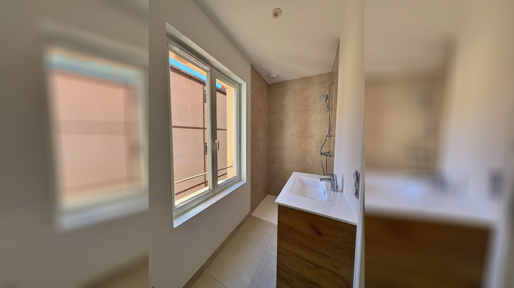 Ma-Cabane - Location Appartement ROANNE, 33 m²