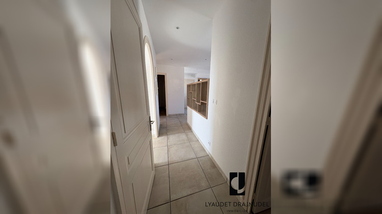 Ma-Cabane - Location Appartement ROANNE, 79 m²