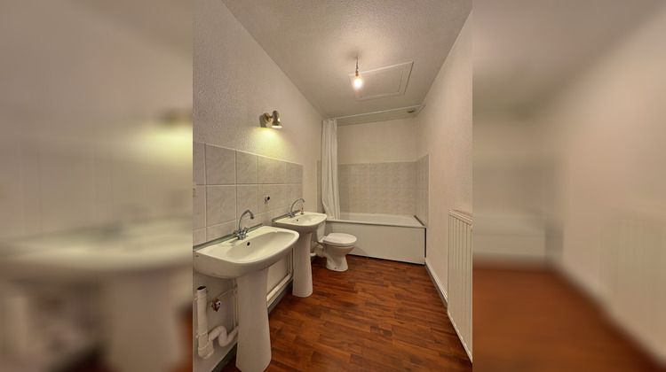 Ma-Cabane - Location Appartement ROANNE, 66 m²