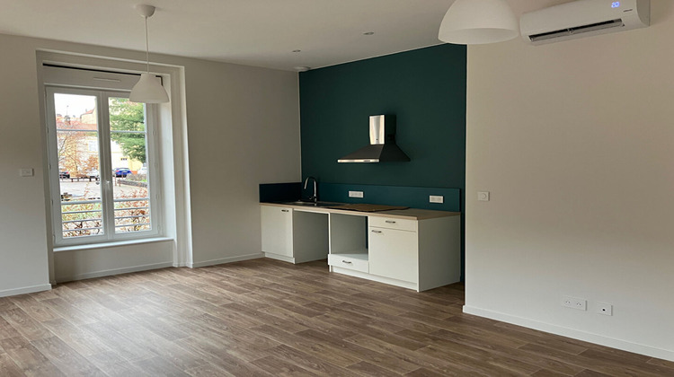 Ma-Cabane - Location Appartement ROANNE, 48 m²