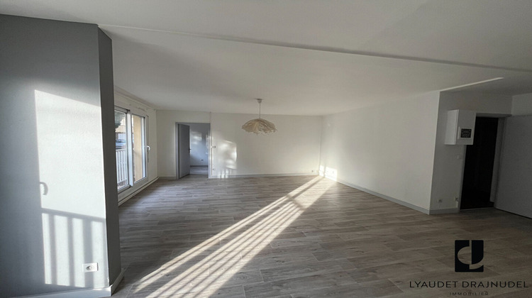Ma-Cabane - Location Appartement ROANNE, 73 m²