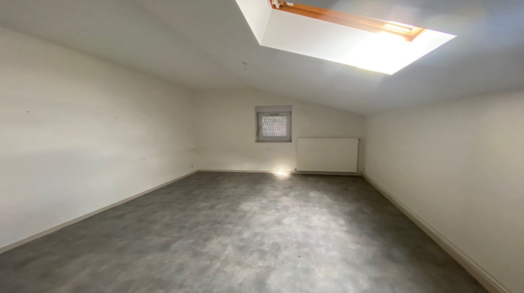Ma-Cabane - Location Appartement ROANNE, 54 m²