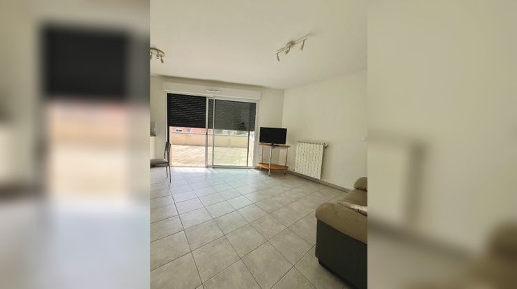 Ma-Cabane - Location Appartement ROBION, 47 m²