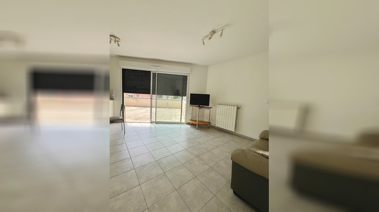 Ma-Cabane - Location Appartement ROBION, 47 m²