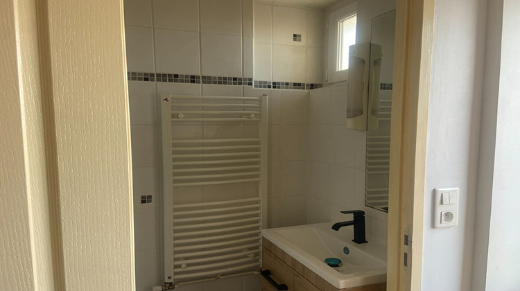 Ma-Cabane - Location Appartement Roche la Moliere, 0 m²