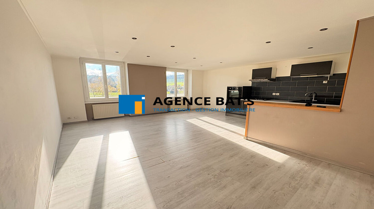 Ma-Cabane - Location Appartement ROCHE-LA-MOLIERE, 49 m²