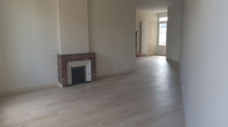 Ma-Cabane - Location Appartement ROCHE-LA-MOLIERE, 63 m²