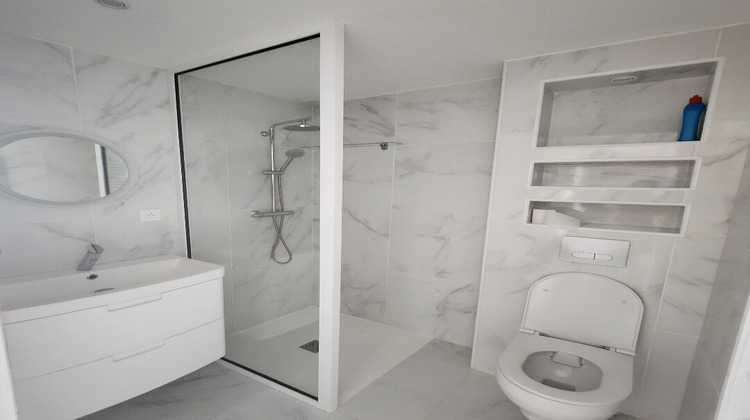 Ma-Cabane - Location Appartement ROCHE-LA-MOLIERE, 35 m²