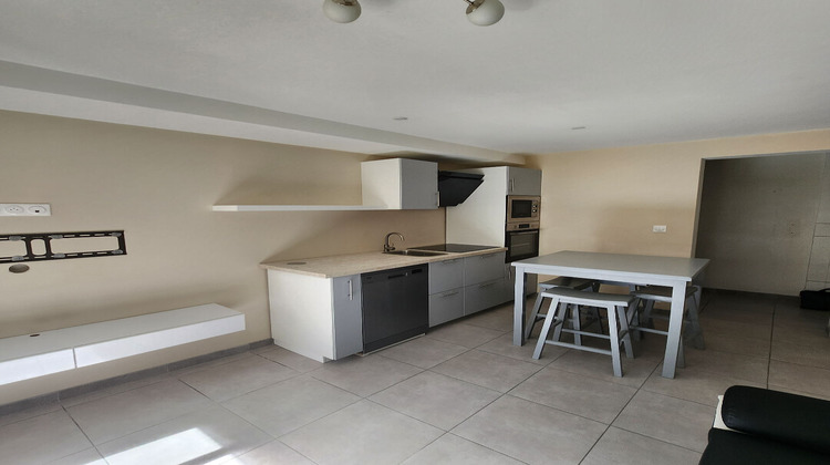 Ma-Cabane - Location Appartement ROCHE-LA-MOLIERE, 35 m²