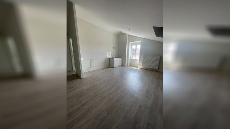 Ma-Cabane - Location Appartement ROCHE-LA-MOLIERE, 64 m²