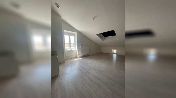 Ma-Cabane - Location Appartement ROCHE-LA-MOLIERE, 64 m²