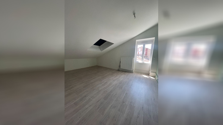 Ma-Cabane - Location Appartement ROCHE-LA-MOLIERE, 64 m²
