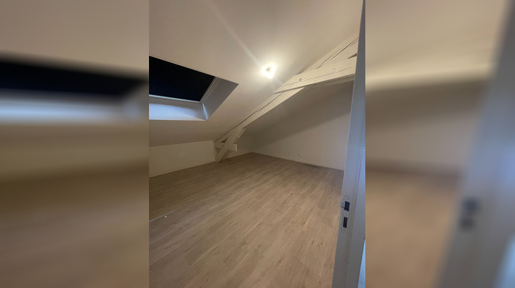 Ma-Cabane - Location Appartement ROCHE-LA-MOLIERE, 64 m²