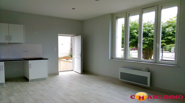 Ma-Cabane - Location Appartement Rochechouart, 51 m²