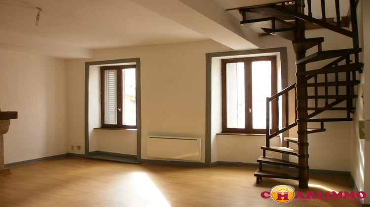 Ma-Cabane - Location Appartement Rochechouart, 49 m²