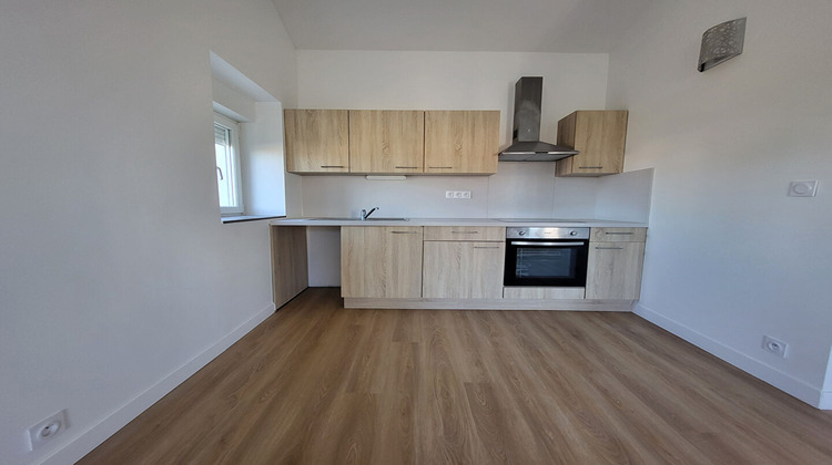 Ma-Cabane - Location Appartement ROCHEFORT, 34 m²