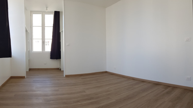 Ma-Cabane - Location Appartement Rochefort, 58 m²