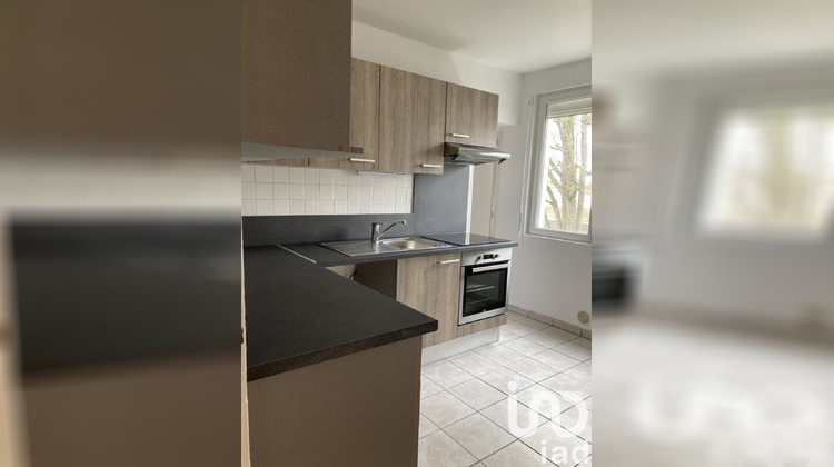 Ma-Cabane - Location Appartement Rochefort, 67 m²