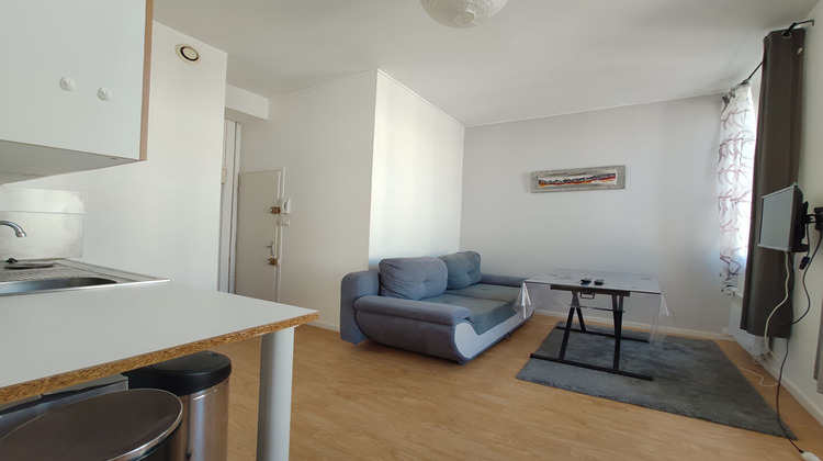 Ma-Cabane - Location Appartement ROCHEFORT, 26 m²