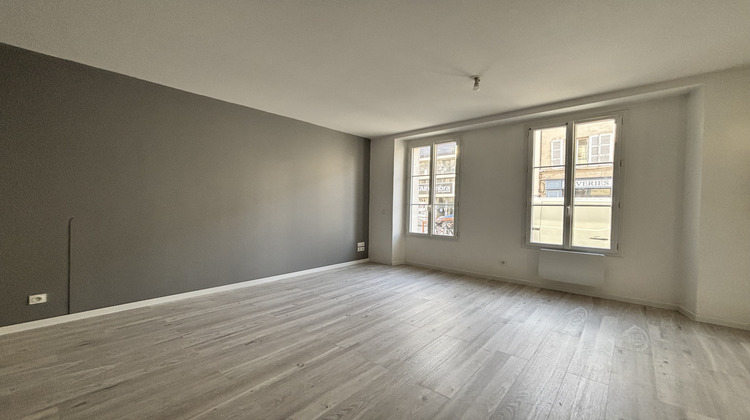 Ma-Cabane - Location Appartement Rochefort, 32 m²