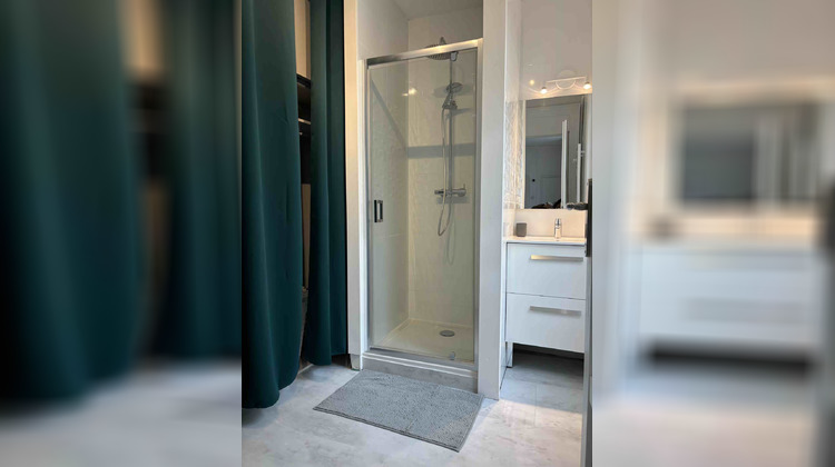 Ma-Cabane - Location Appartement Rochefort, 14 m²