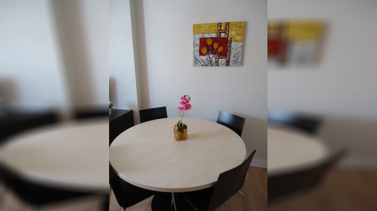 Ma-Cabane - Location Appartement ROCHEFORT, 40 m²