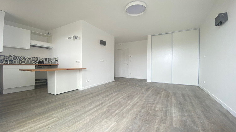 Ma-Cabane - Location Appartement ROCHEFORT, 19 m²