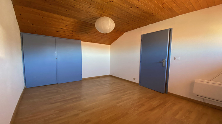 Ma-Cabane - Location Appartement ROCHEFORT, 63 m²