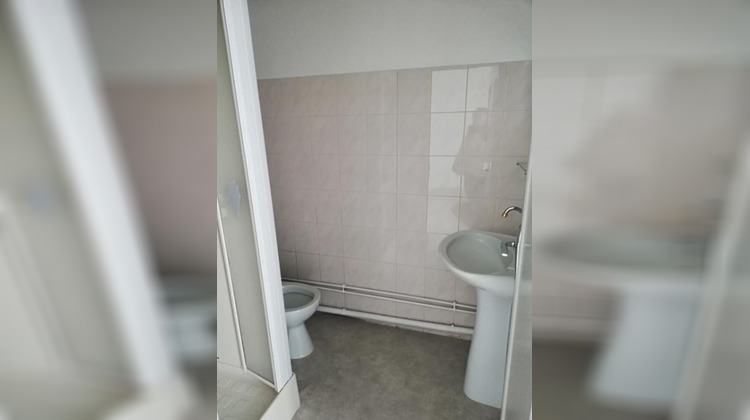 Ma-Cabane - Location Appartement Rochefort, 25 m²