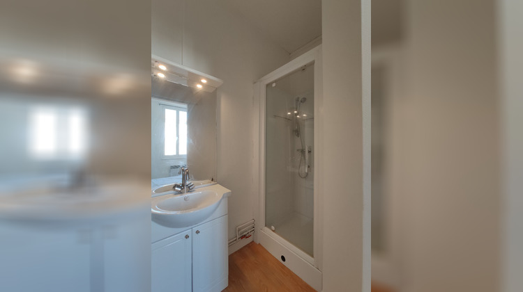 Ma-Cabane - Location Appartement ROCHEFORT, 26 m²