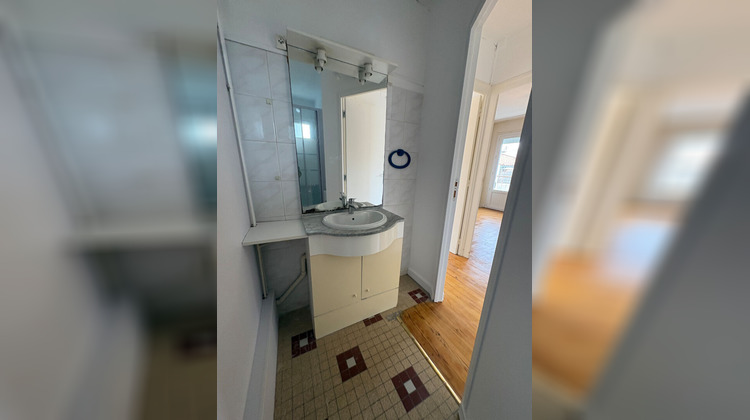 Ma-Cabane - Location Appartement ROCHEFORT, 64 m²