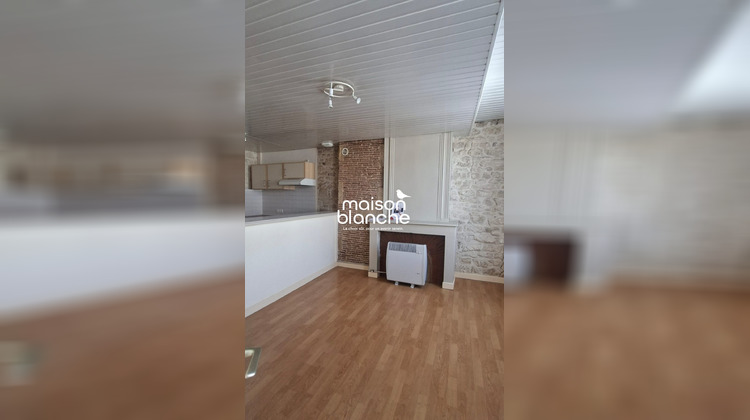 Ma-Cabane - Location Appartement Rochefort, 38 m²